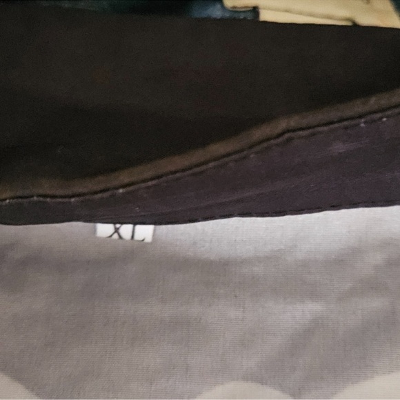 Black and White Fringe “Ken” Casual Button Down Shirt - Picture 4 of 8